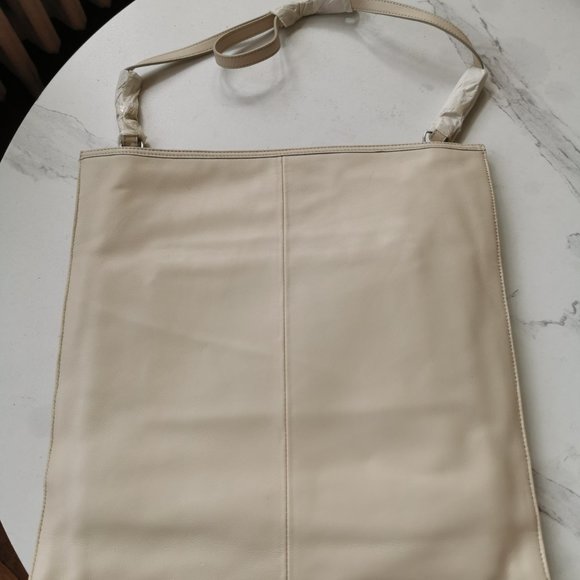 Skagen Denmark Cross Body Bag - Picture 4 of 6